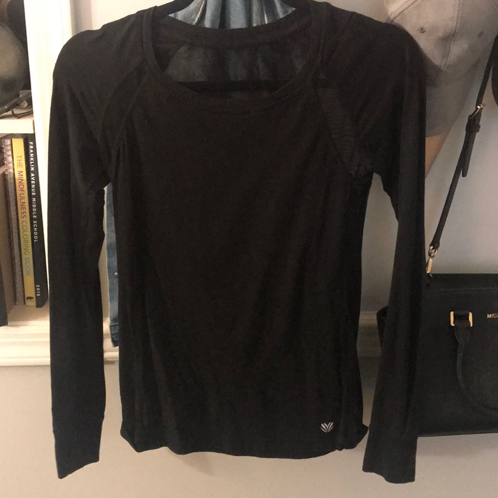 Forever 21 Athletics Black Long Sleeve